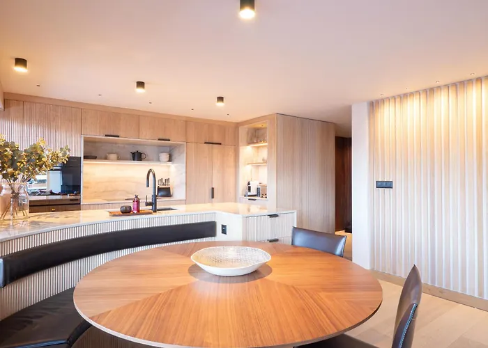 La Ruinette- Stylish 4-bed, Centre Of Lägenhet *