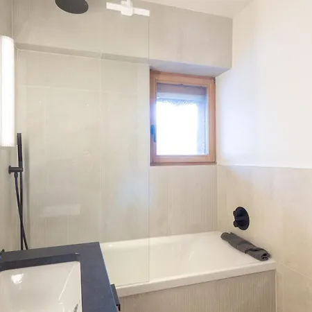 La Ruinette- Stylish 4-bed, Centre Of Апартаменты Вербье