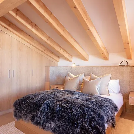 La Ruinette- Stylish 4-bed, Centre Of Апартаменты *
