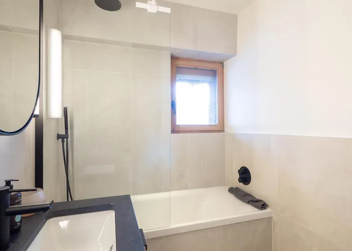La Ruinette- Stylish 4-bed, Centre Of Апартаменты Вербье